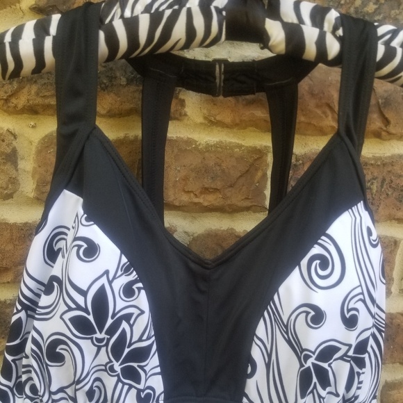 Swim dress. Size 18 womens. - Picture 2 of 6